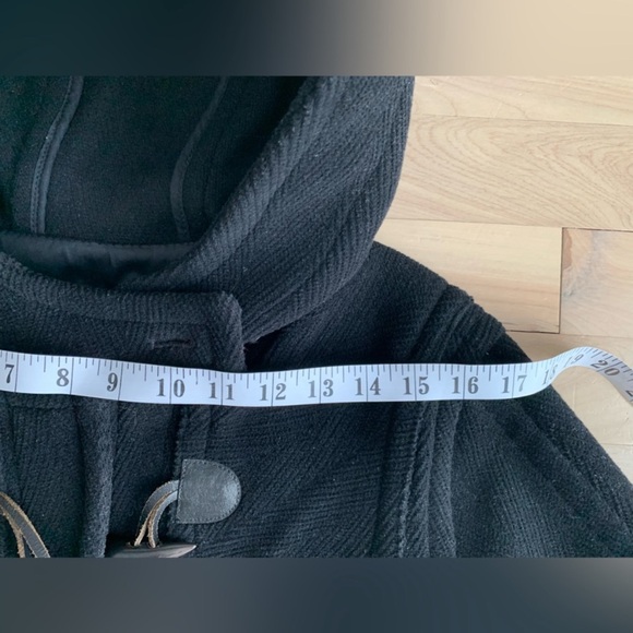 SAINT-JAMES - Wool Duffle Coat with Hood | Classic Toggle Closure - Picture 7 of 16